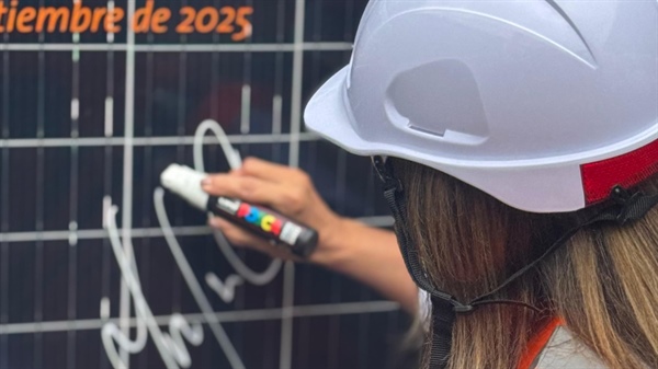 Hicimos entrega oficial de instalación solar para ETEX:  un proyecto 100% talento CHEC